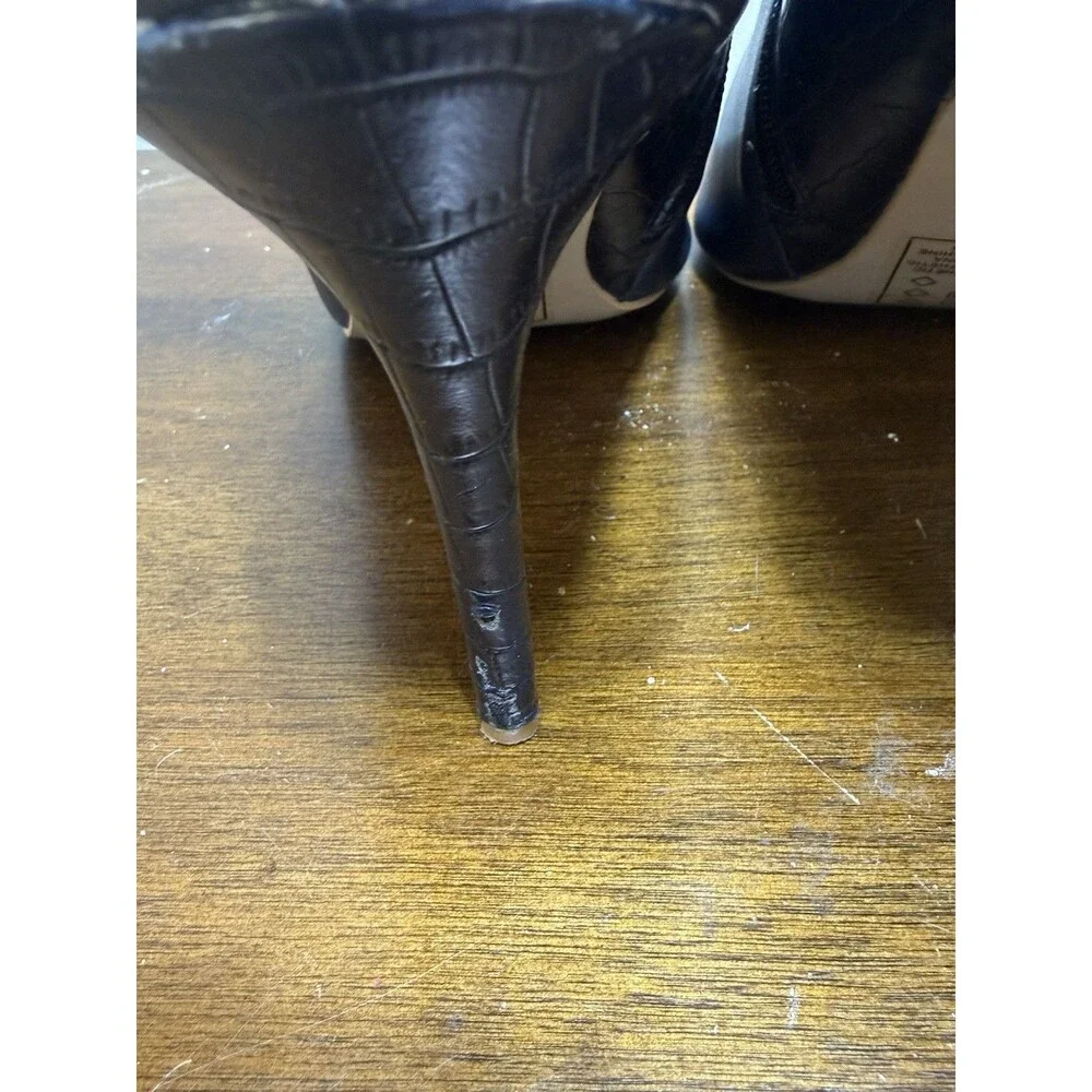 Izabella Rue Bootie High Heel  Stiletto Size 8M Navy Blue Old Money Lux Classy